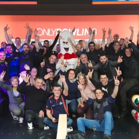 VOTRE CARROSSERIE FÊTE NOËL AVEC SES SALARIES